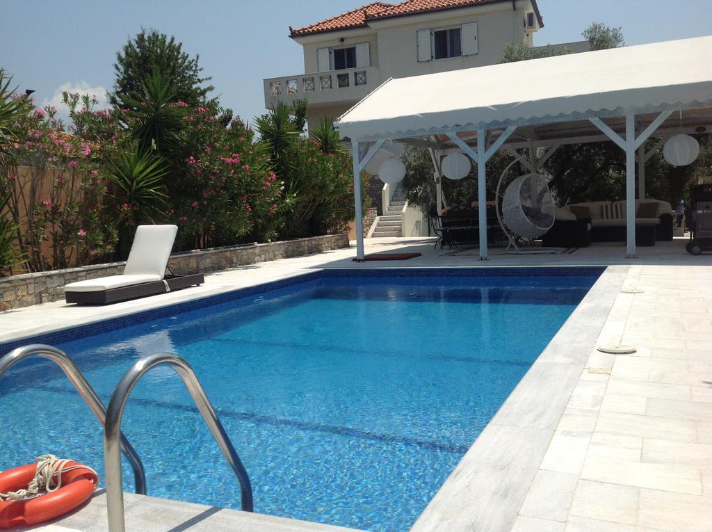 Chiqui luxury apartments Alónnisos Extérieur photo